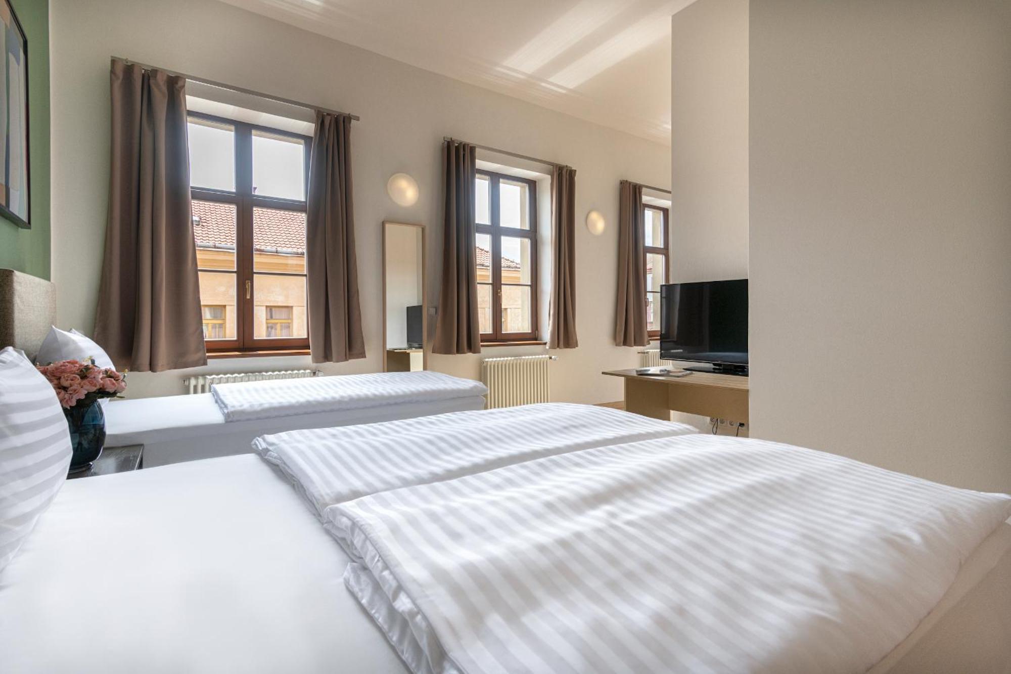 Bohemian Dreams Apartments And Suites By Dwellfort Praga Cameră foto